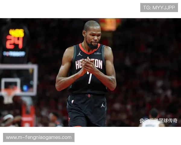 火箭杜兰特加盟后首训,队友盛赞其职业态度